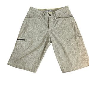 Boys Size 14 Lee® Grafton Easy-Care Shorts in Regular & Husky